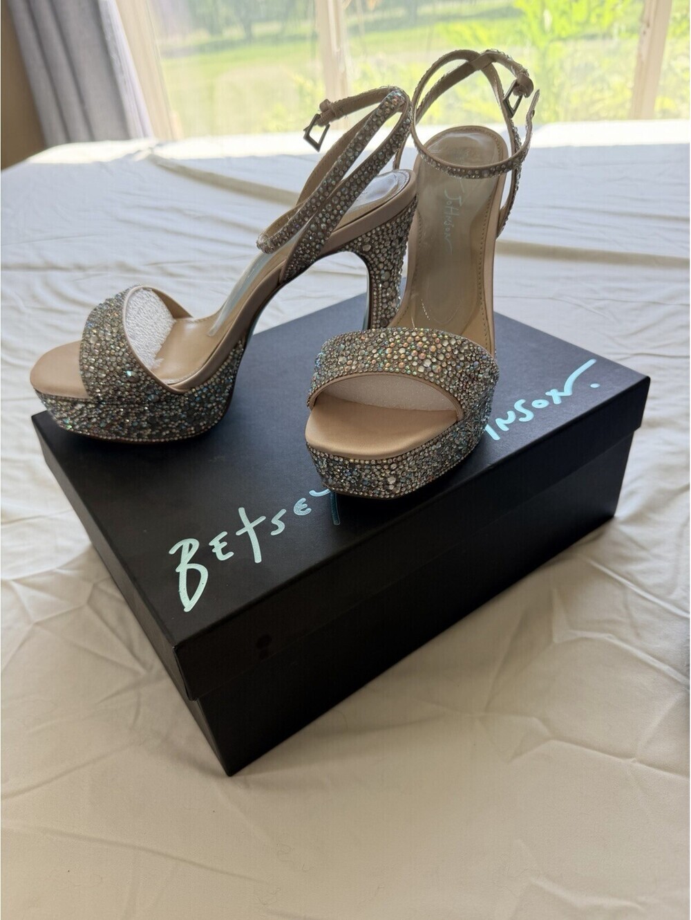 Blue by Betsey Johnson SB-Beth Champagne Rhinestone Platform Heels Size 8